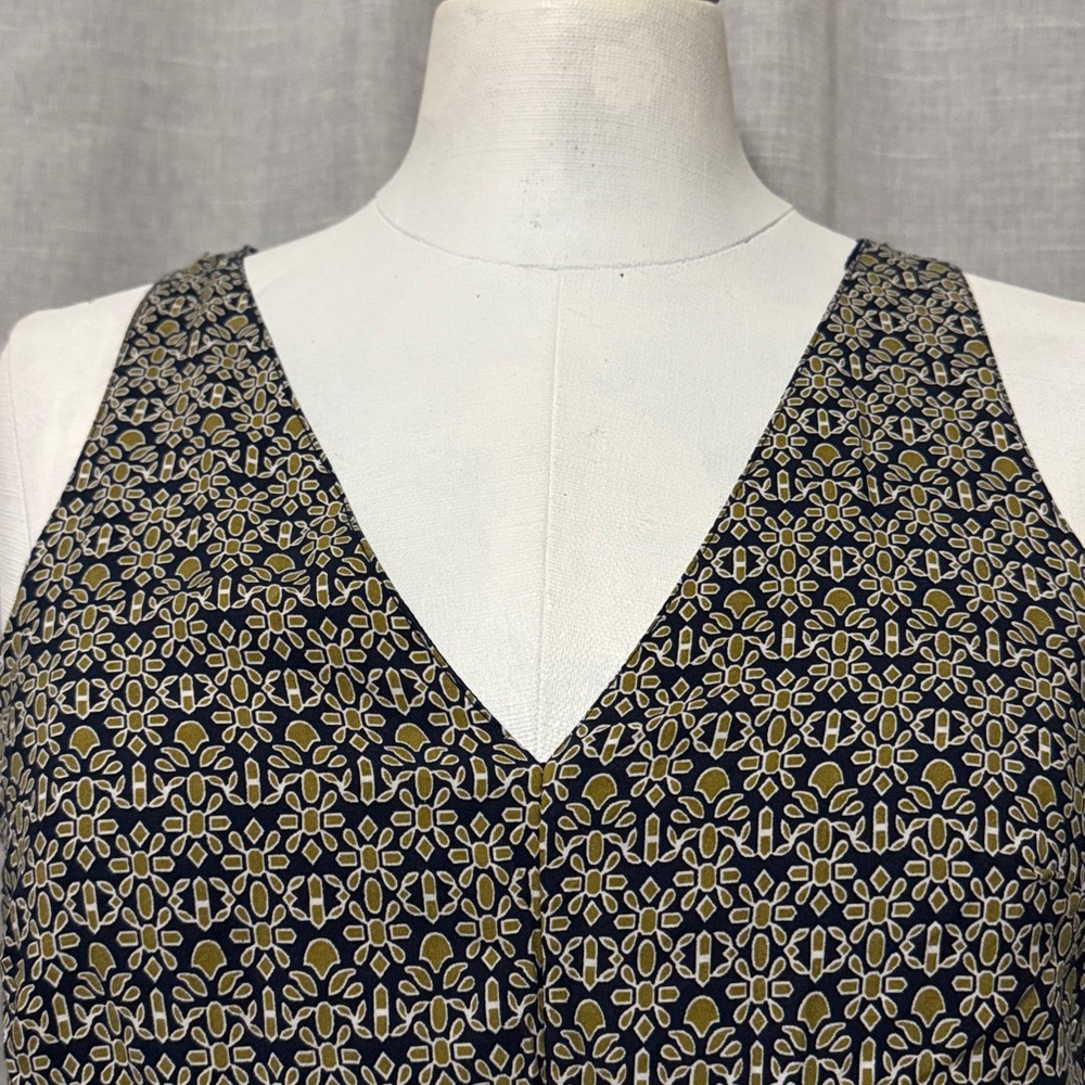 Sincerely Jules Rayon Swing Style Skater Dress-Sz M-Navy/White/Olive-V Neck - Picture 3 of 15